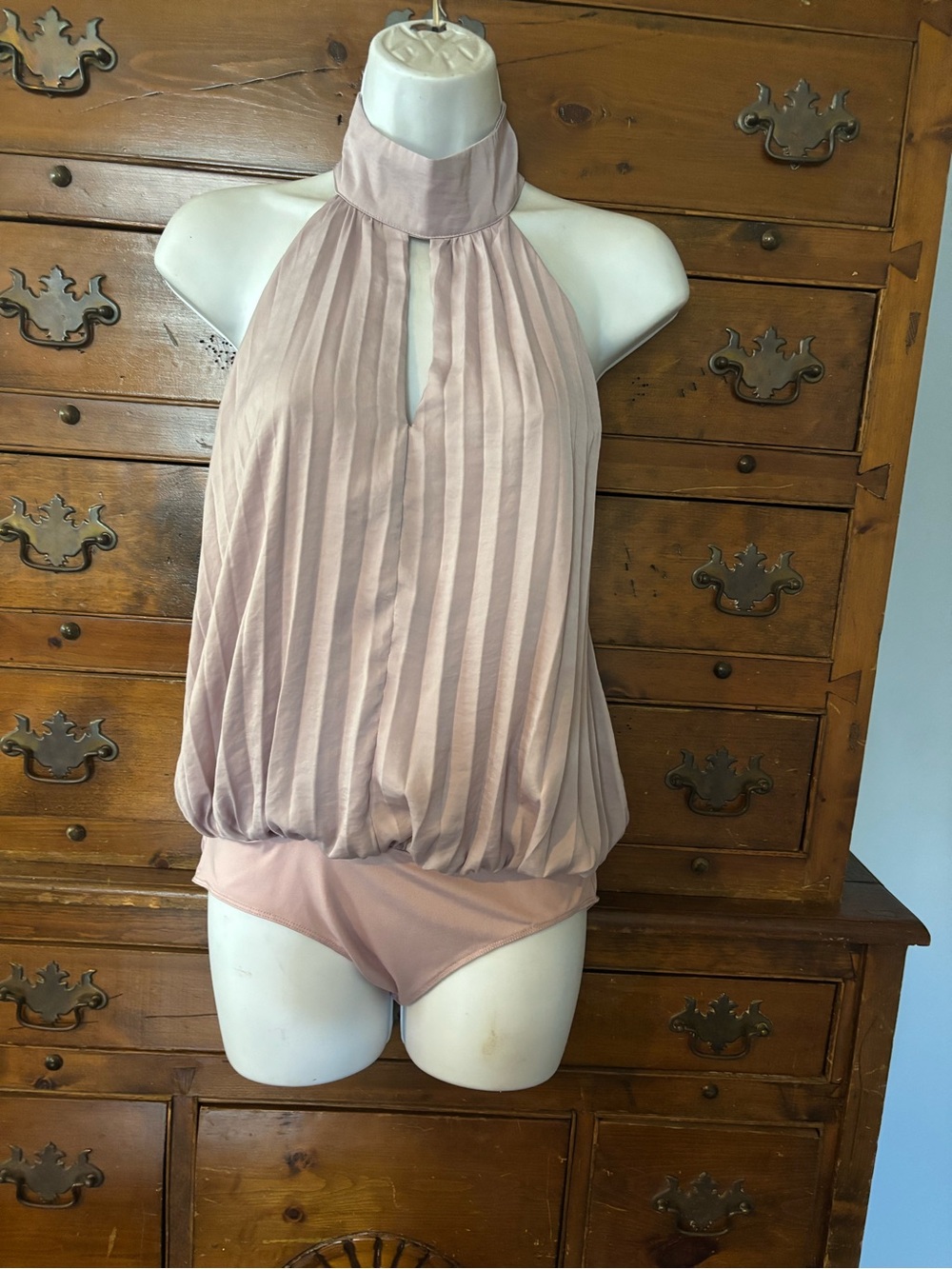 Vanilla Star Pleated Halter Bodysuit in Dusty Pink